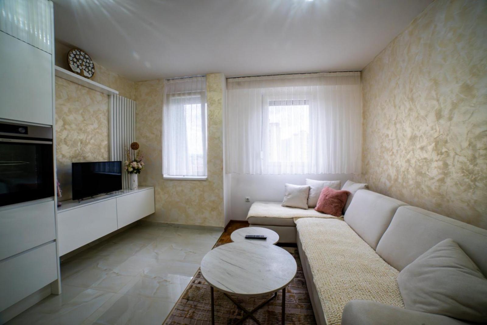 Lux Novi Grad Apartman *